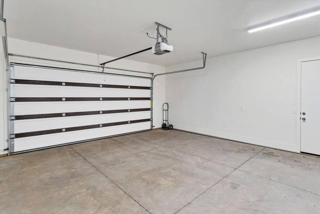 Villa #15 Pet Friendly! Year Round Heated Pool & Hot Tub! Upper Patios! سانت جورج المظهر الخارجي الصورة
